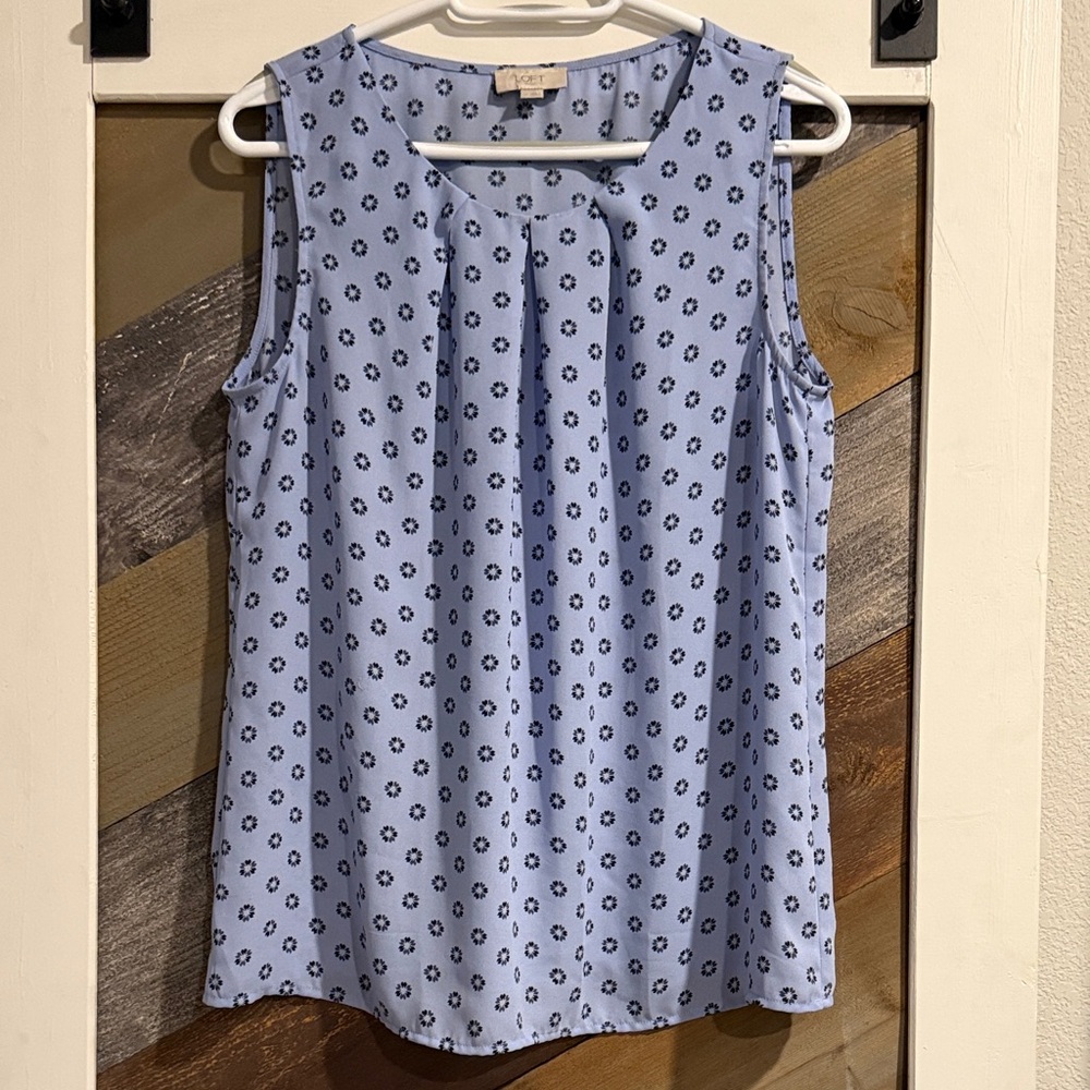 LOFT Blue Floral Sleeveless Blouse - Picture 2 of 4